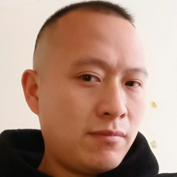 A龙，无人机飞防作业