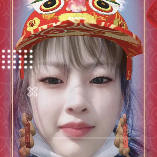 彤