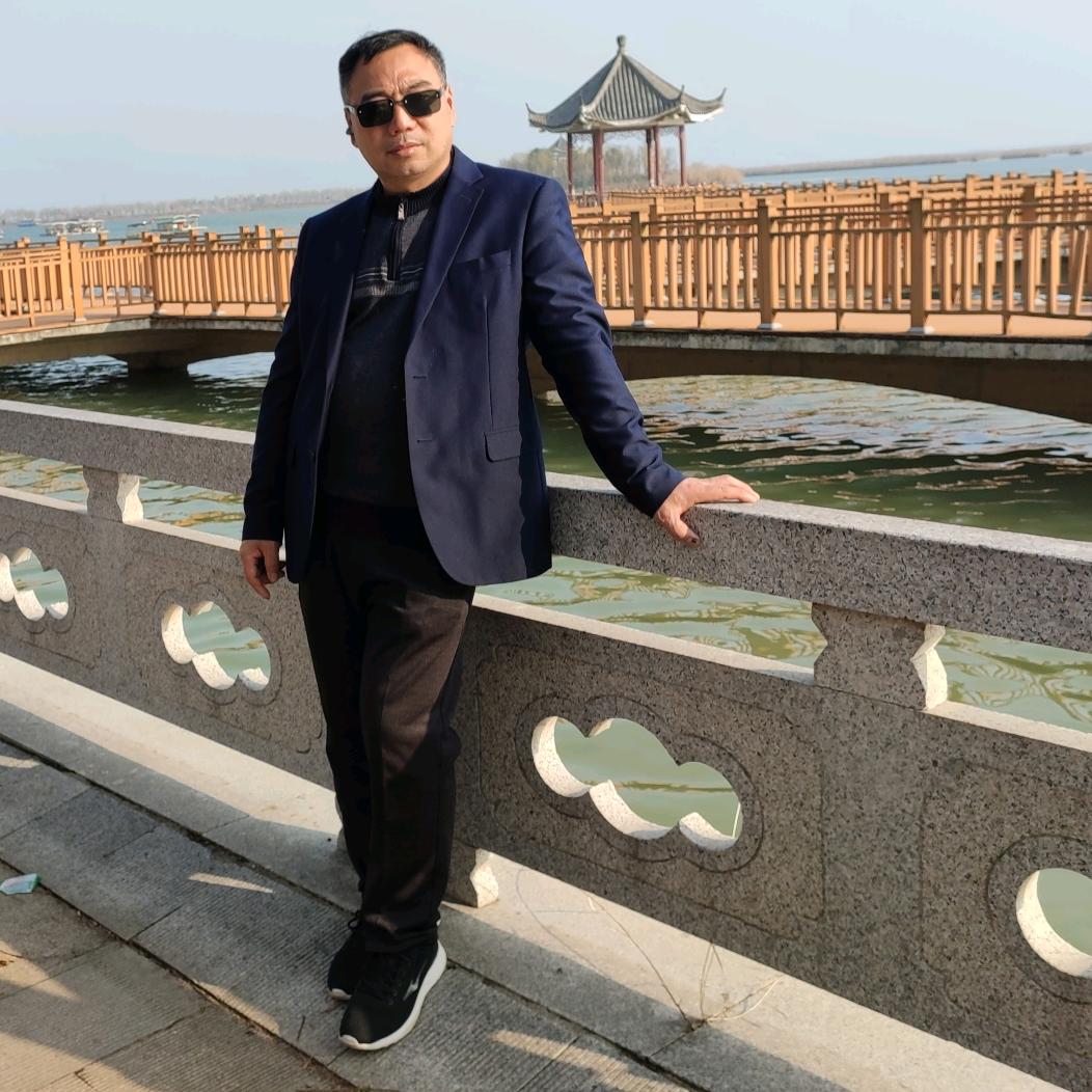 你好，我在这