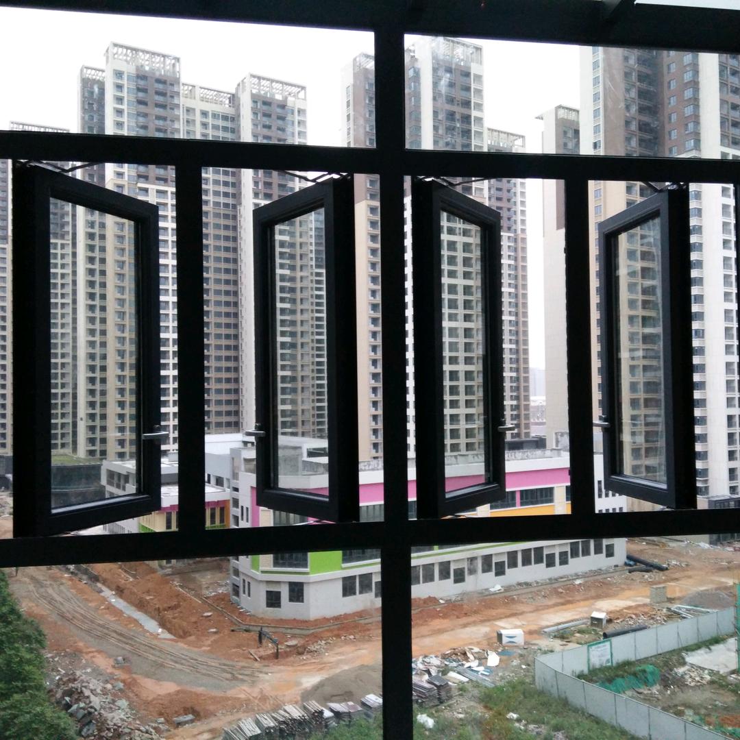 向南门窗