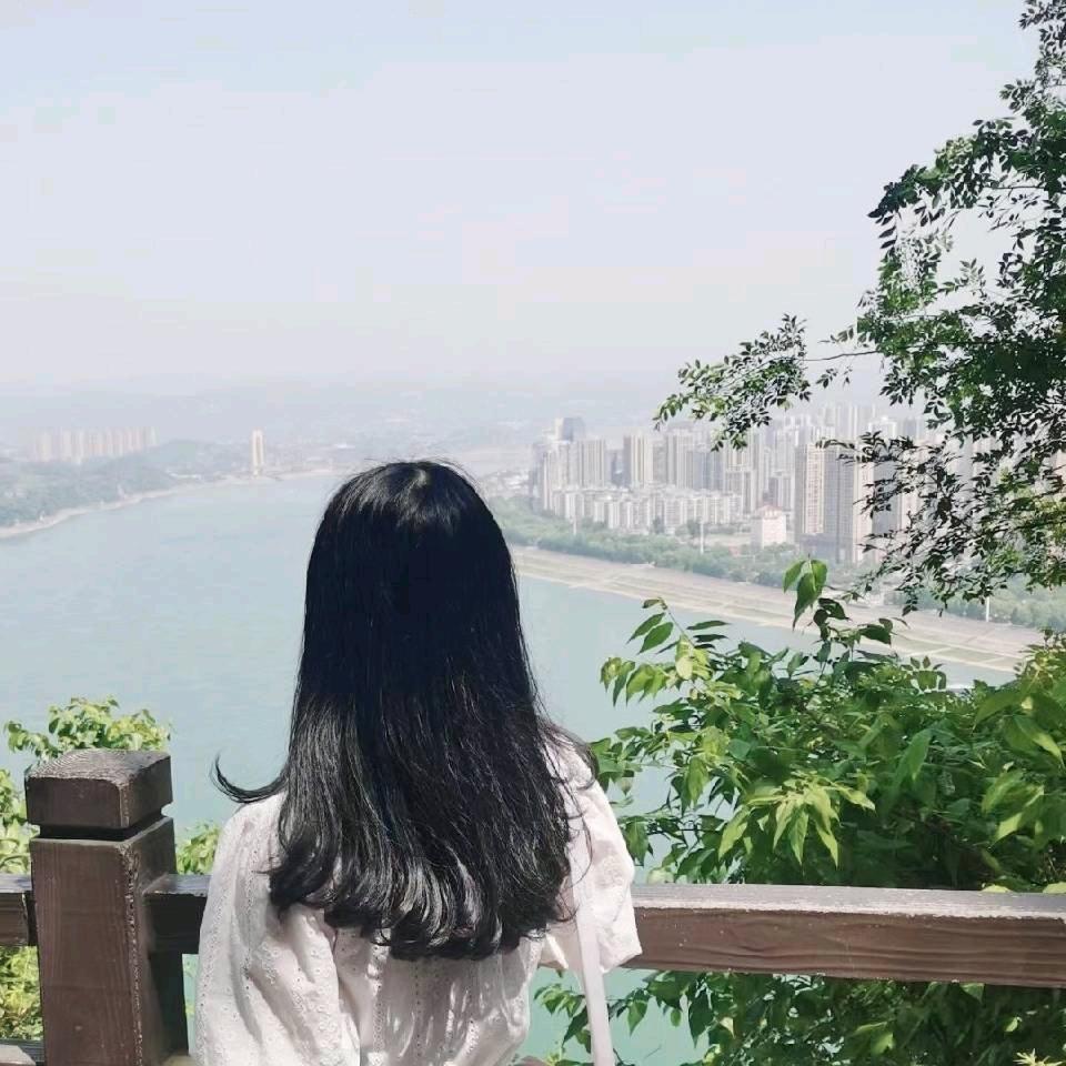 微笑女生🌹