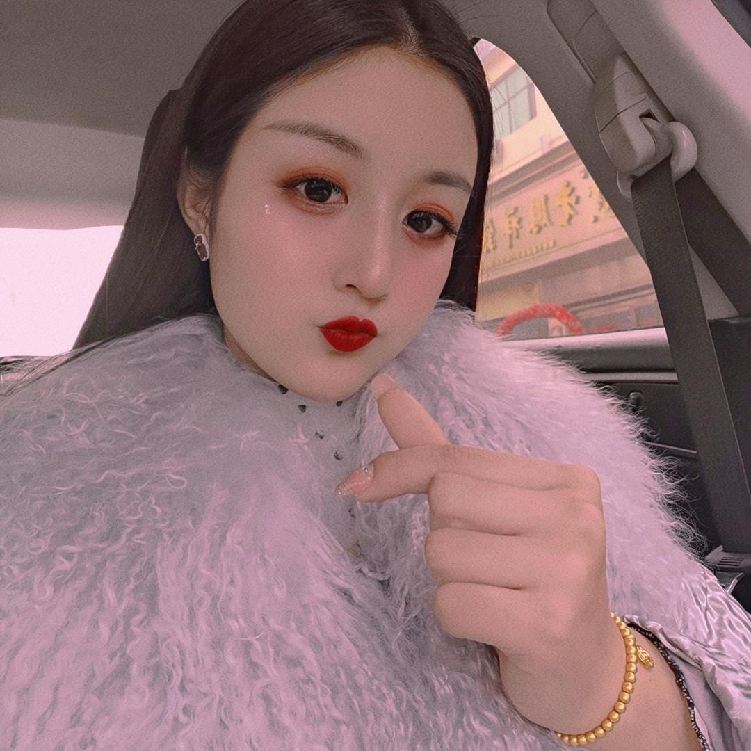卖电缆的小姐姐