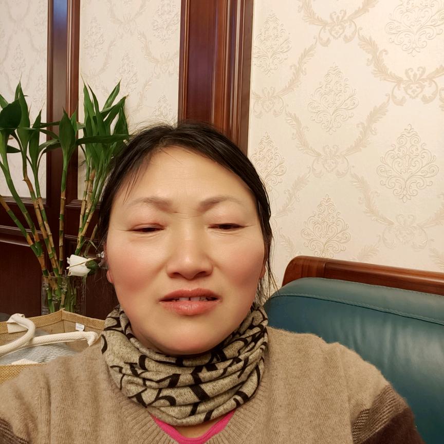 鸿宇妈