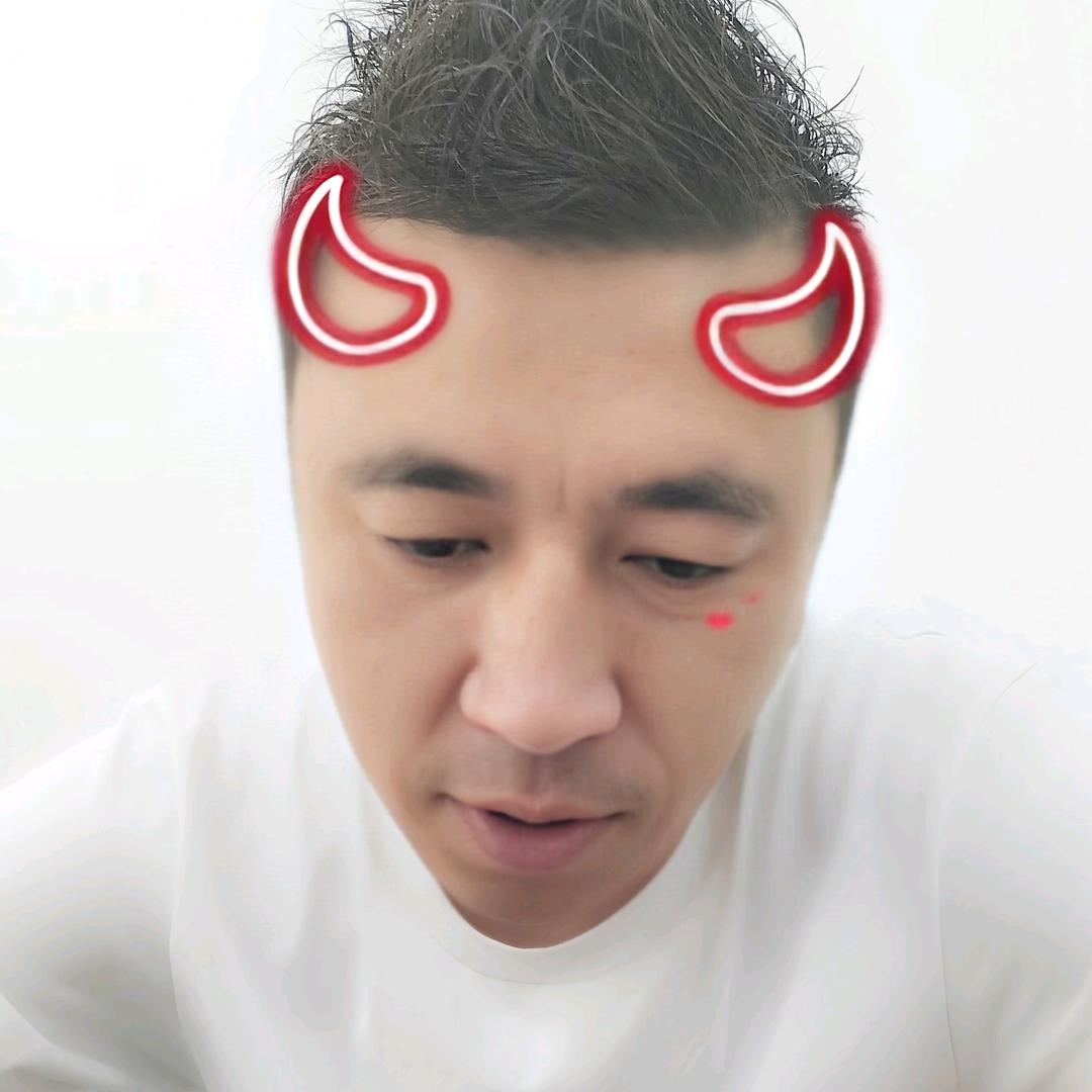 日成车行-金万里