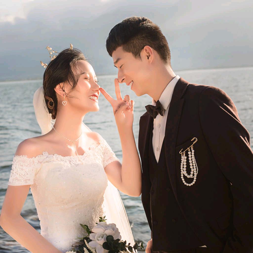 王小姐的董先森💏