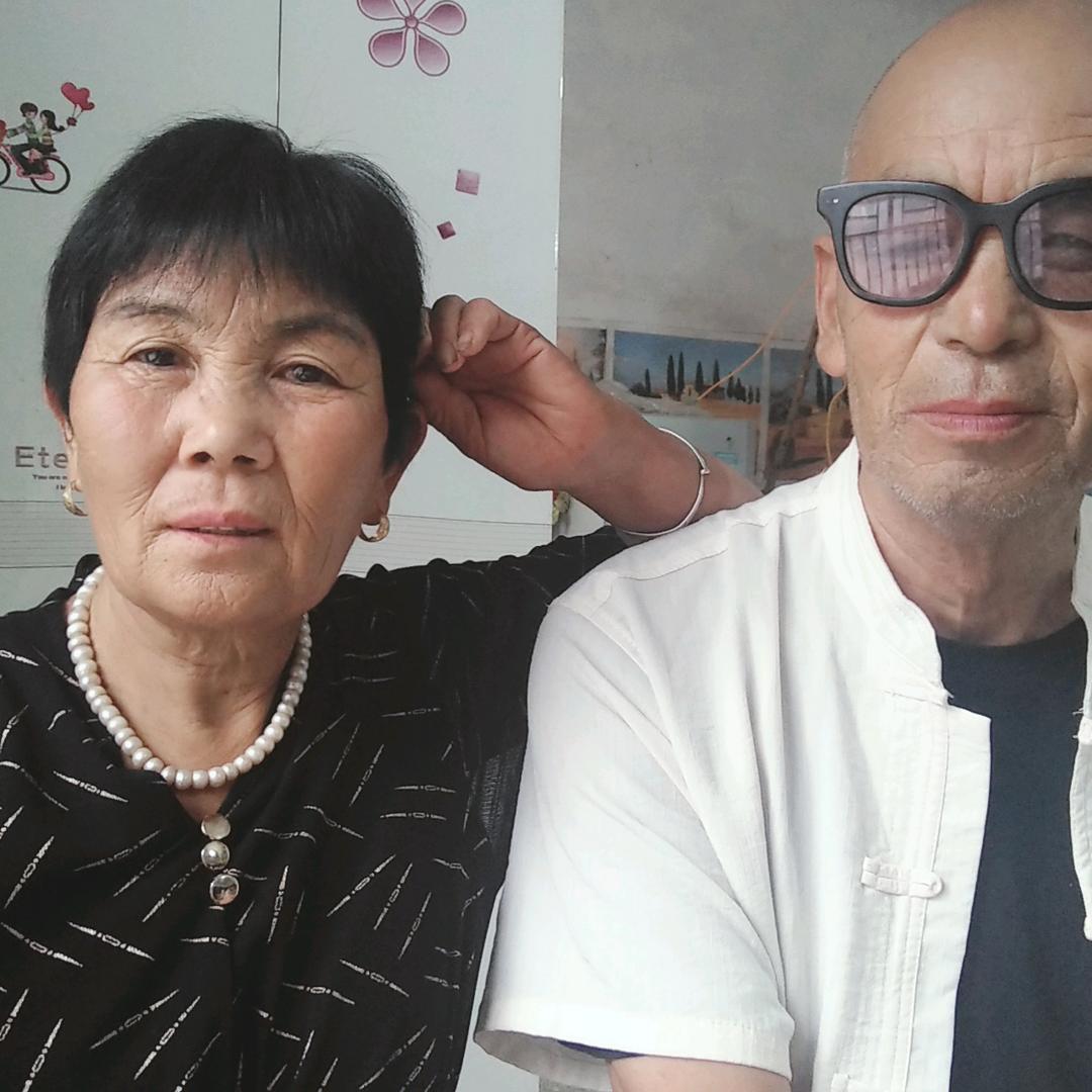 冯姑娘爱快乐！