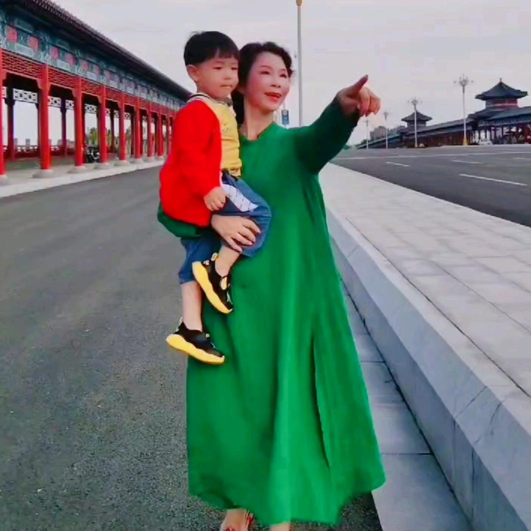 冷布丁奶奶（63年兔奶奶🐰）