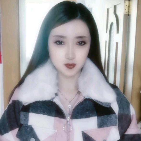丫丫（fiona）