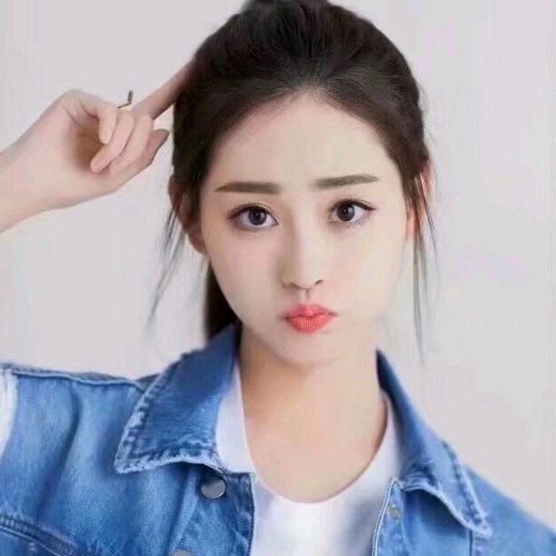 层林映雪