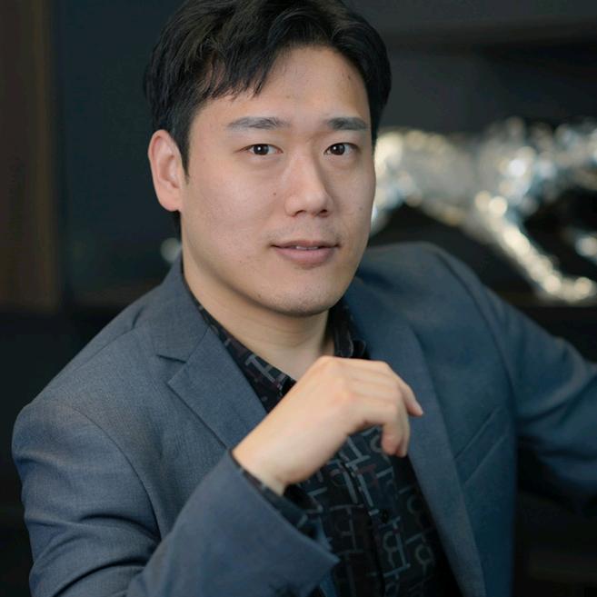 财经严王