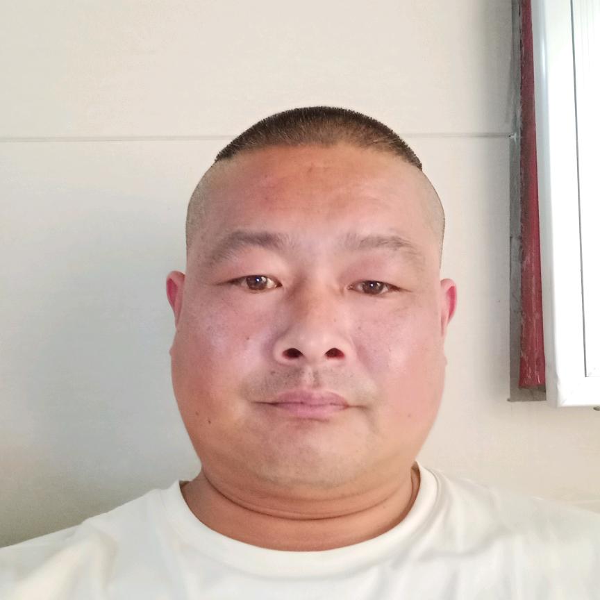 亮亮