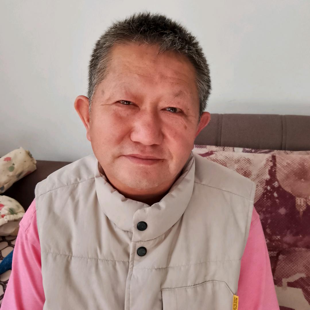 不知道天高在水一方地厚的我1