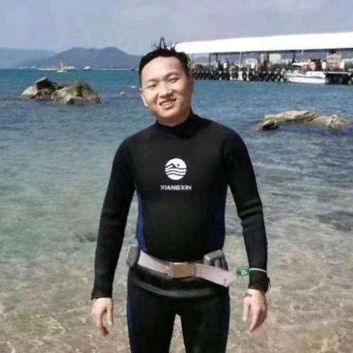 专注北美黑胡桃原木定制(凡凡定制)