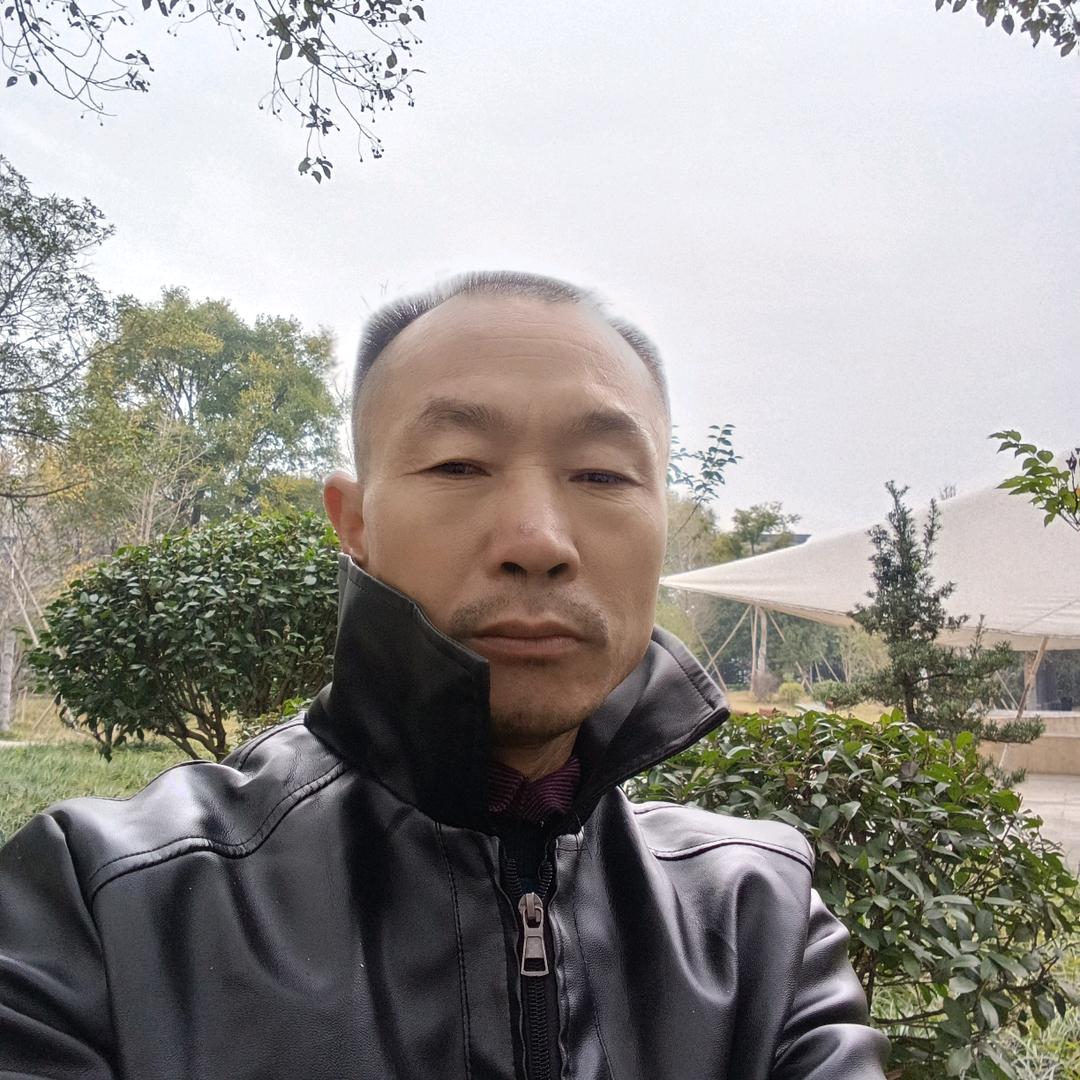 专拆内架的小张