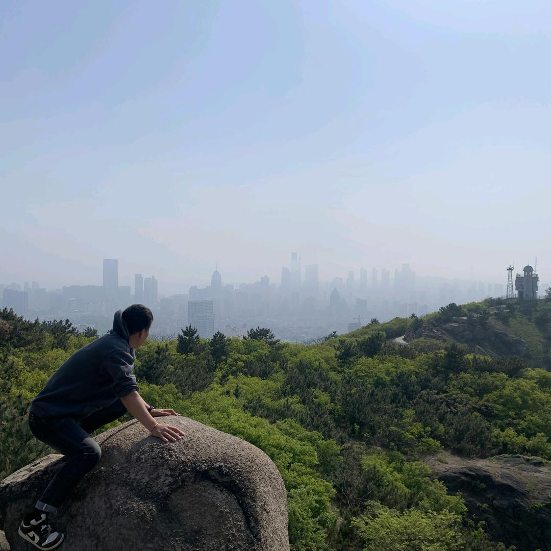 我不是彭于晏，你认错人了