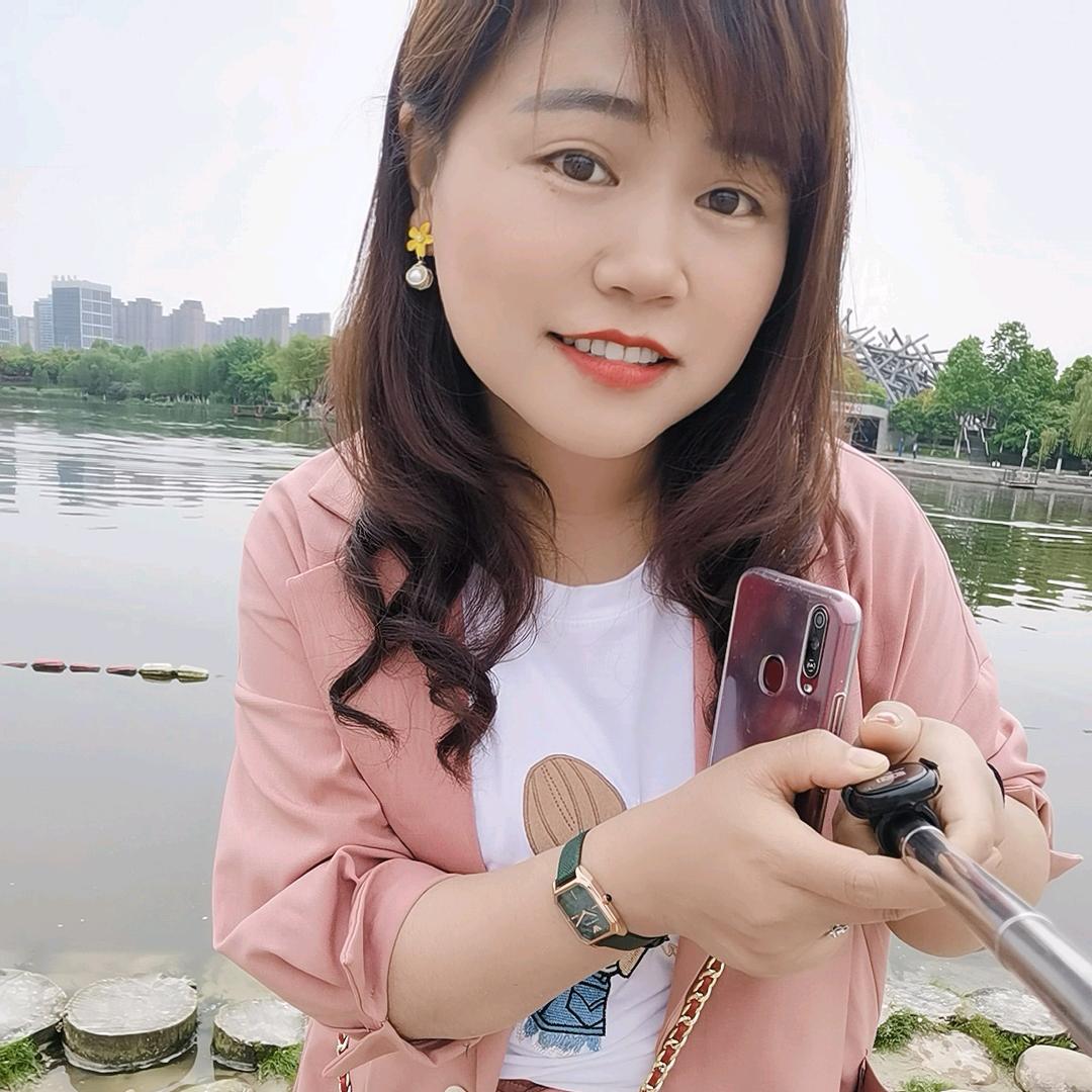 轩佳艳