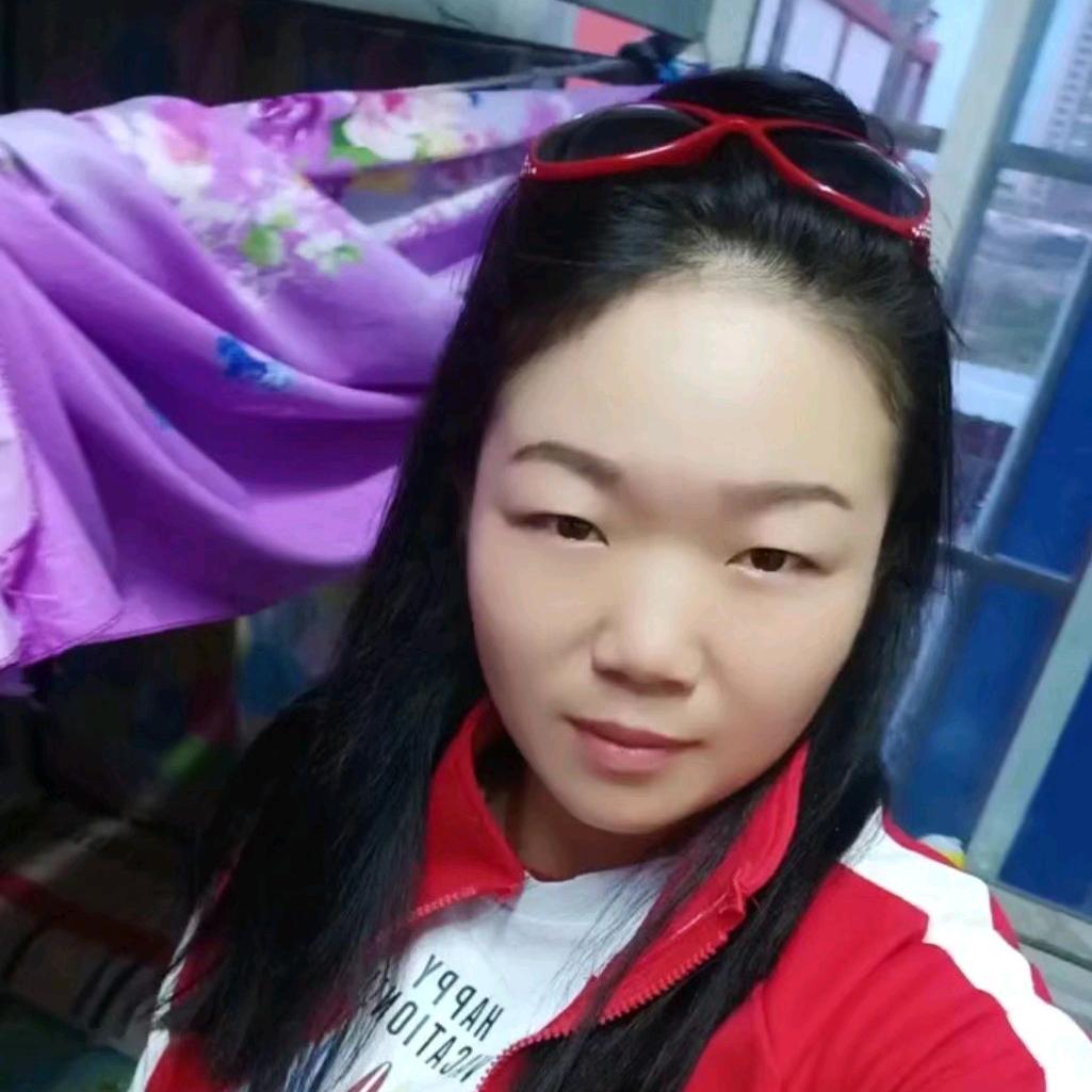疯流云南妹搞笑视频（塑料机打工妹）