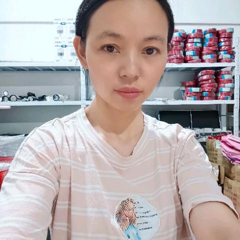 人和照明全屋定制衣柜线型灯，展示柜线型灯