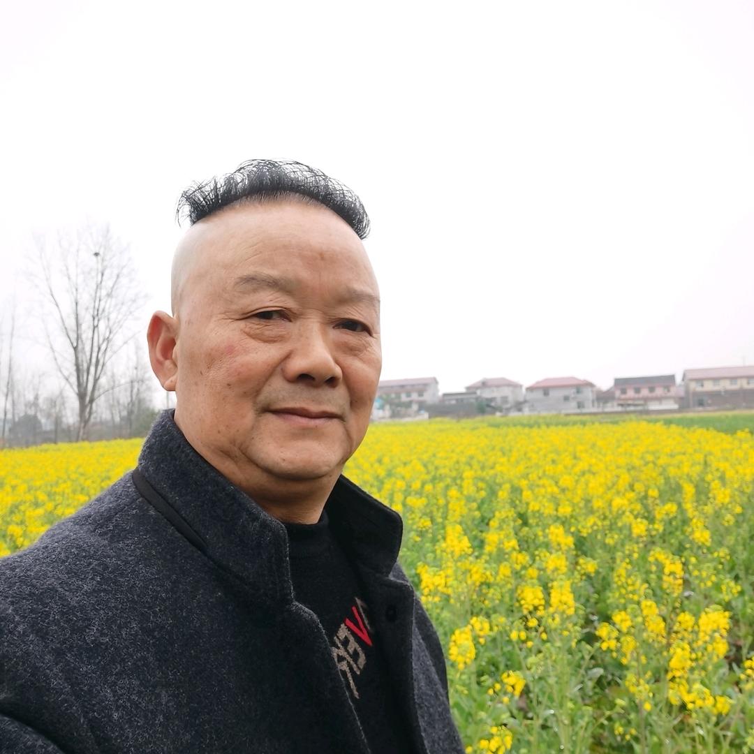 李泽文