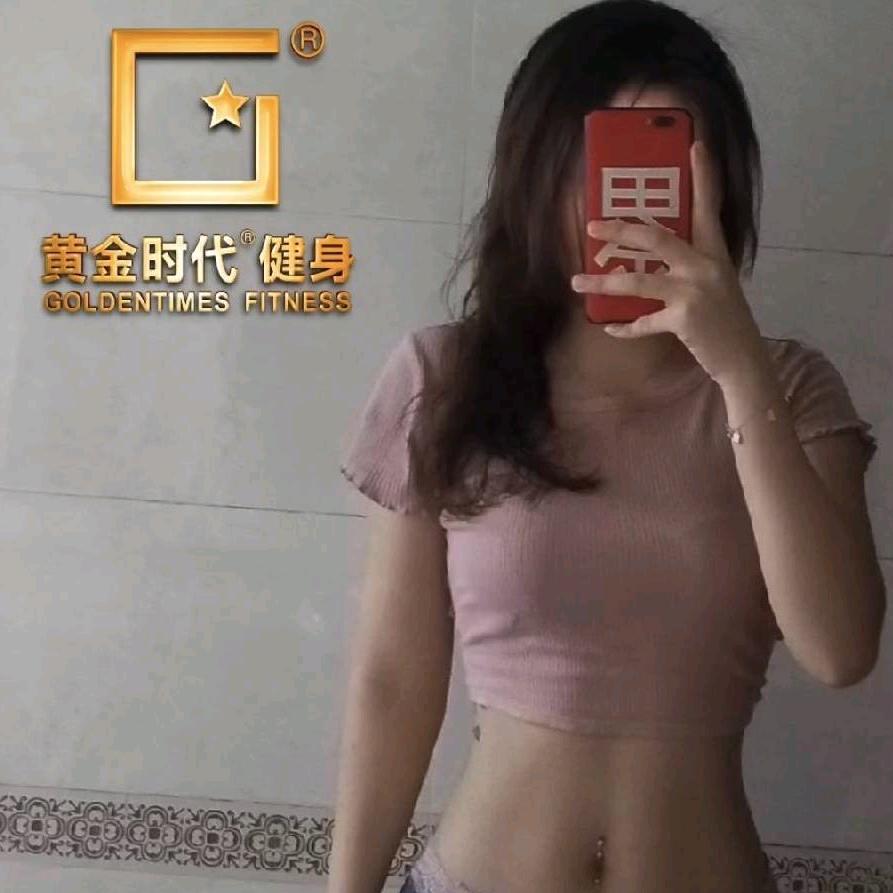 健身顾问小白黄金时代健身左岸店