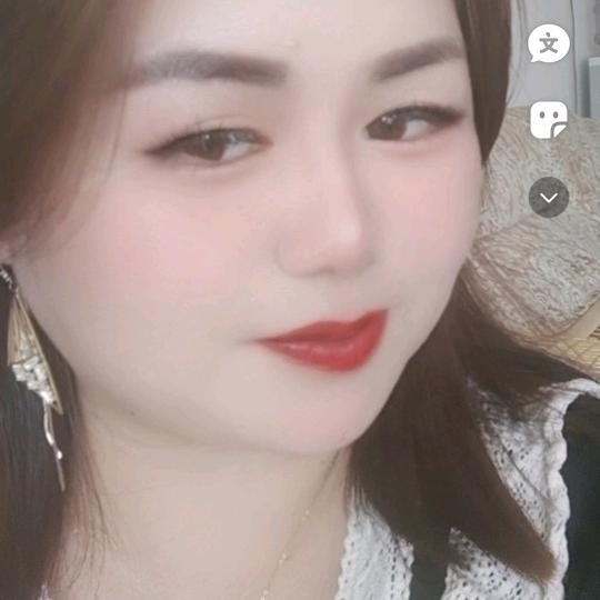 大脸妹