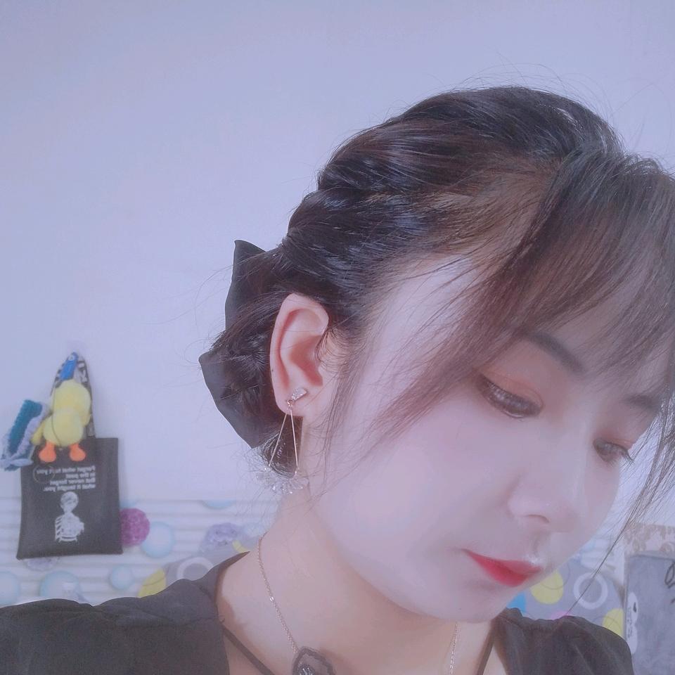 敏三岁很萌