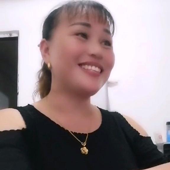 李飞连77年的蛇