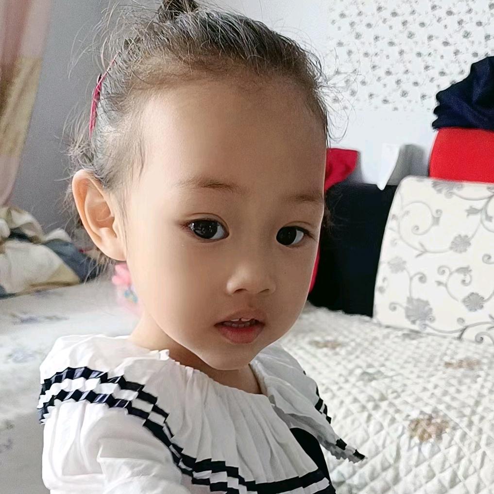 妮妮小美女