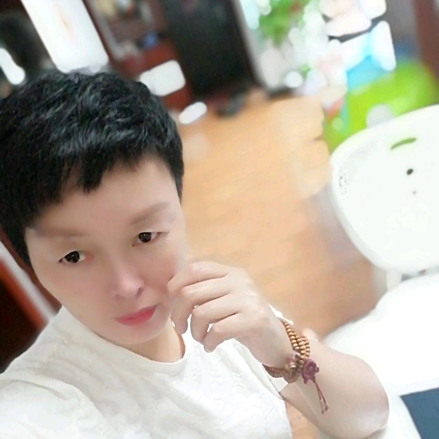 划破寂寞的天空