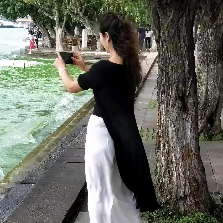 《丫头》