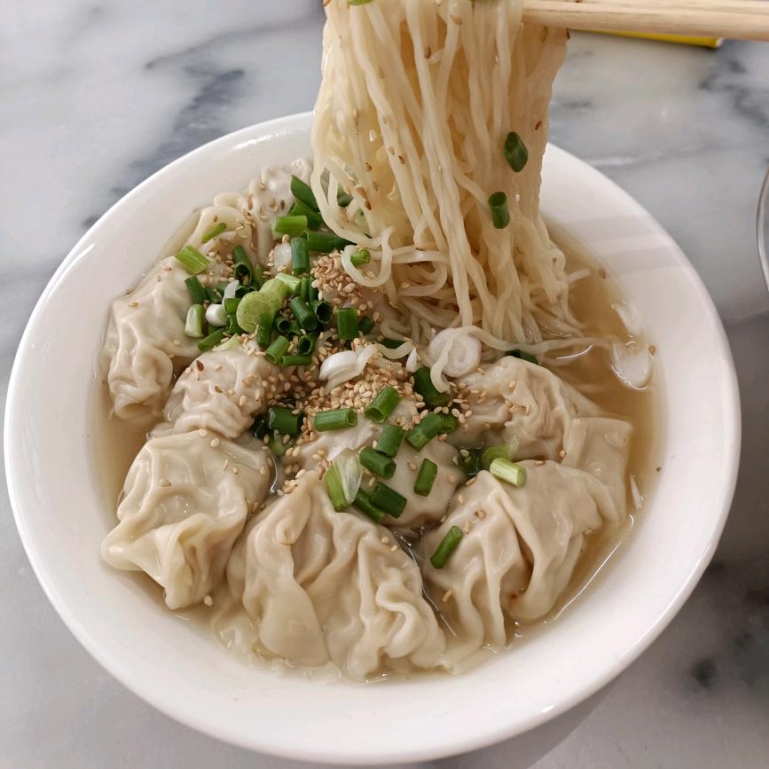 强记云吞馆