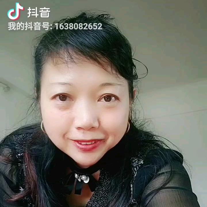 我是太阳。胡小红