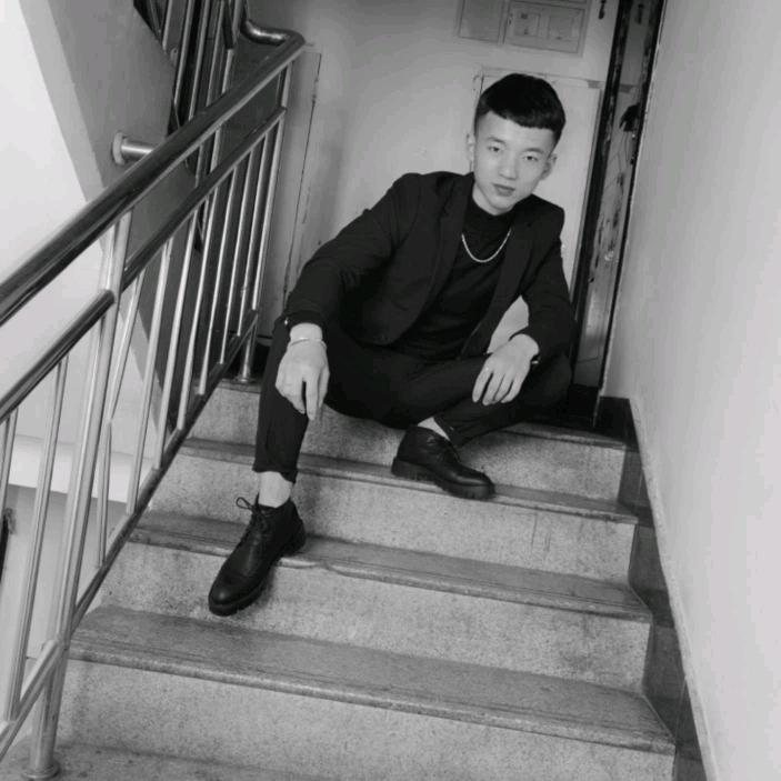 @牵手哥《毅然向前》