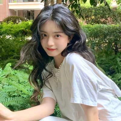 ℋღ᭄笑着🍒退场💞࿐