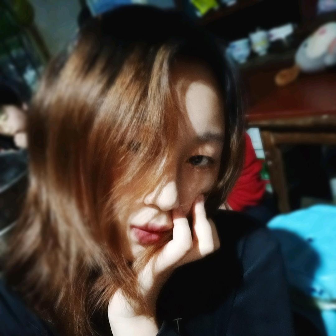 @ 余