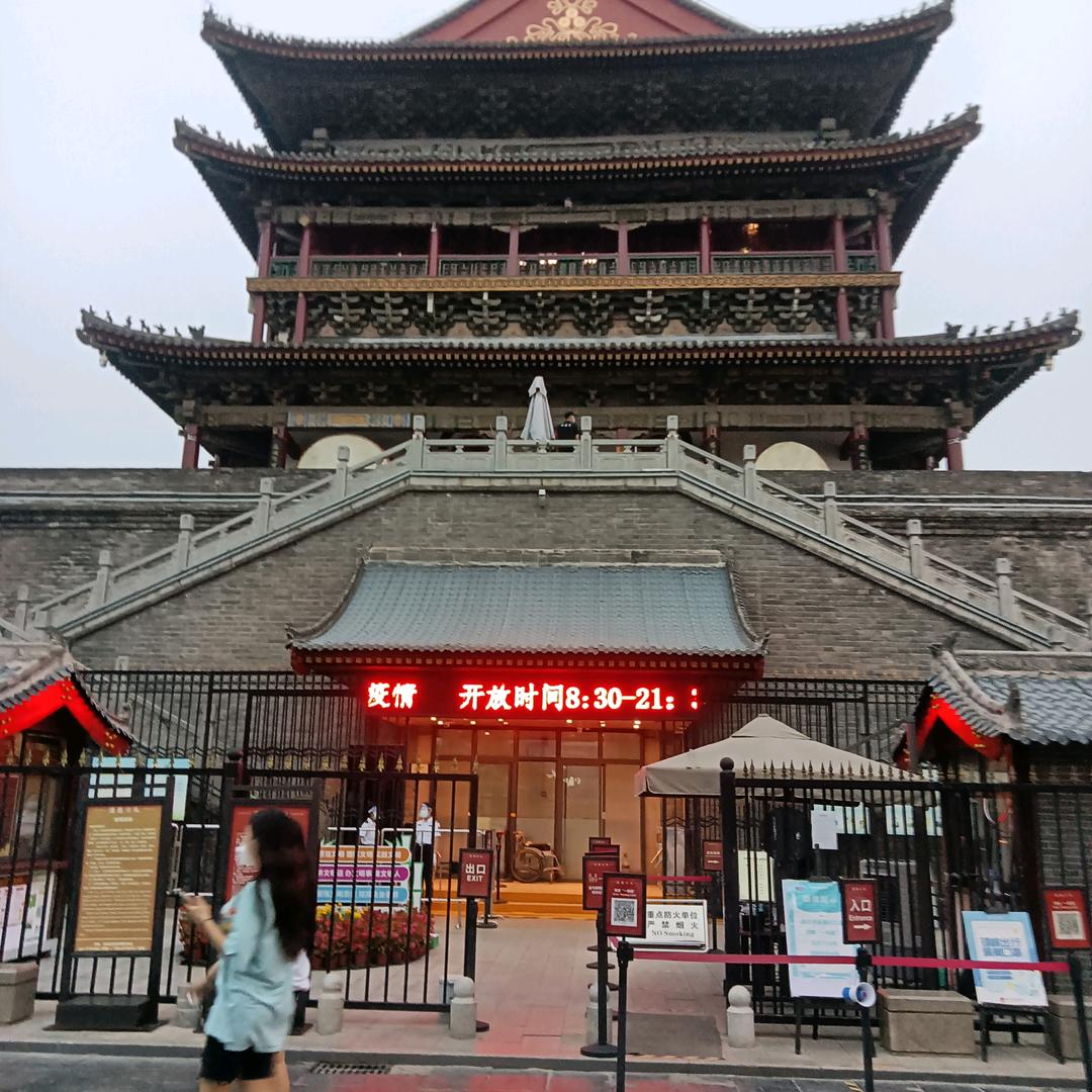 定兴装修装饰耿海明