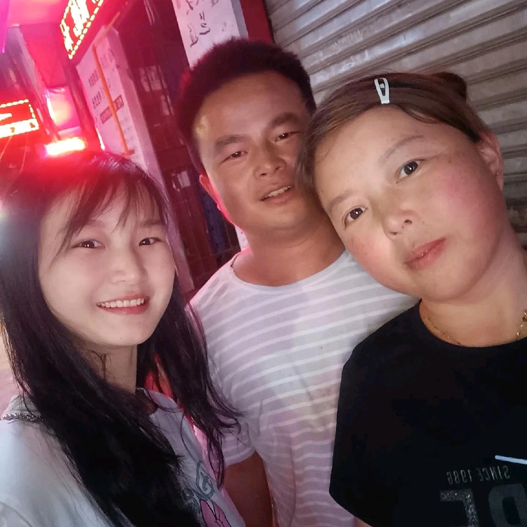 占山六村，家庭农场种粮大户庞梅