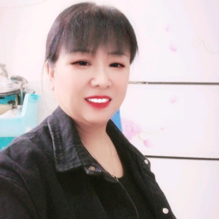 李军霞