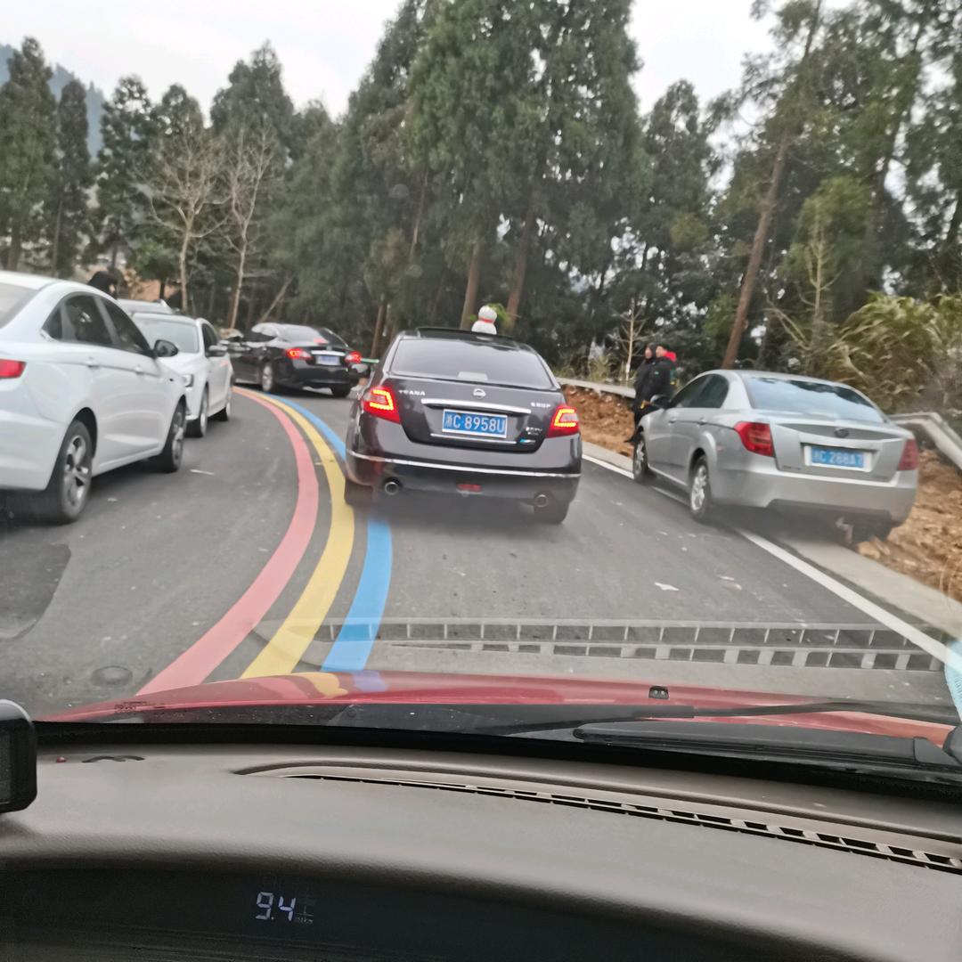 小郑小轿车快修24个小时。