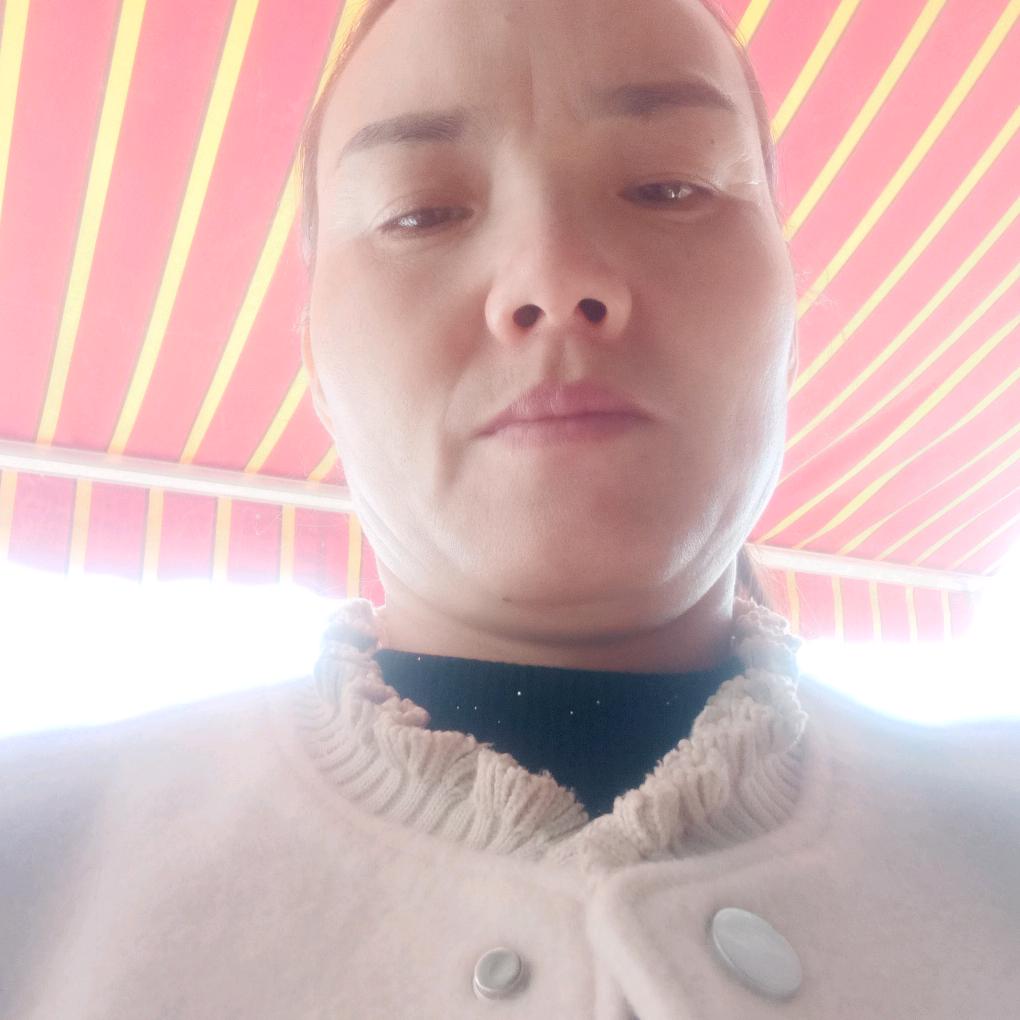 英子