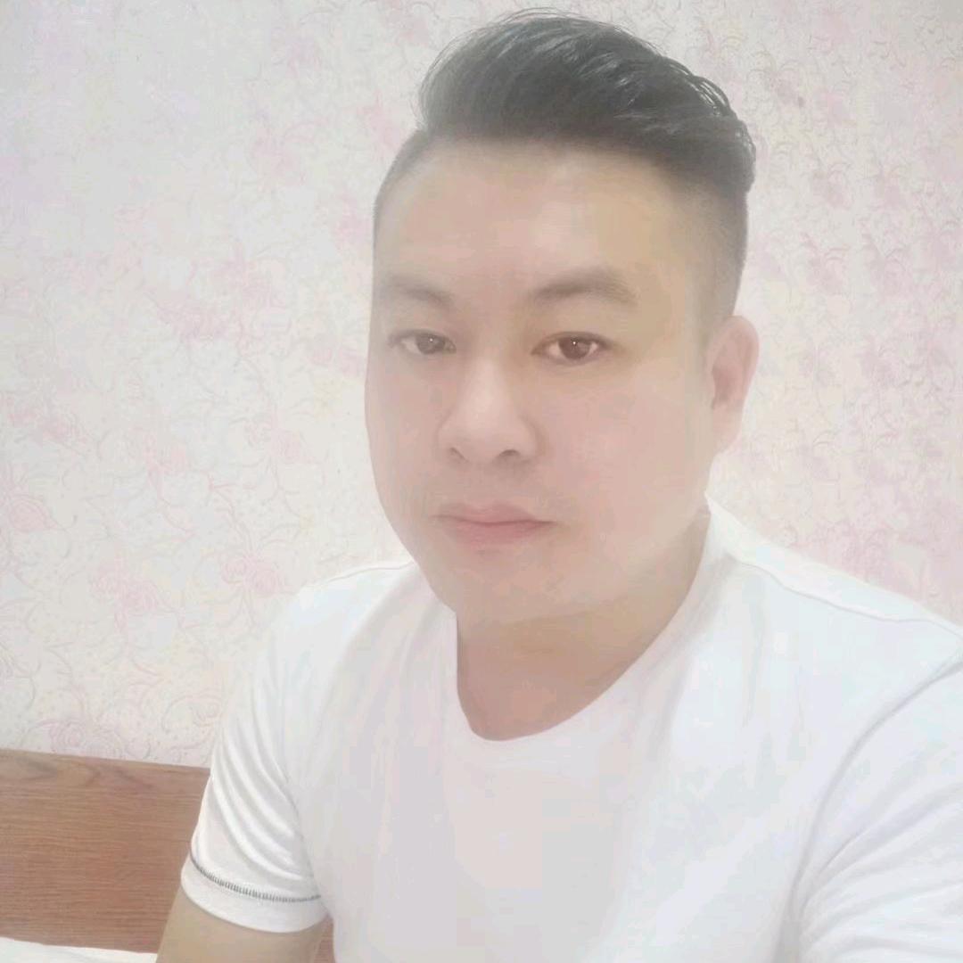 蓝利栋