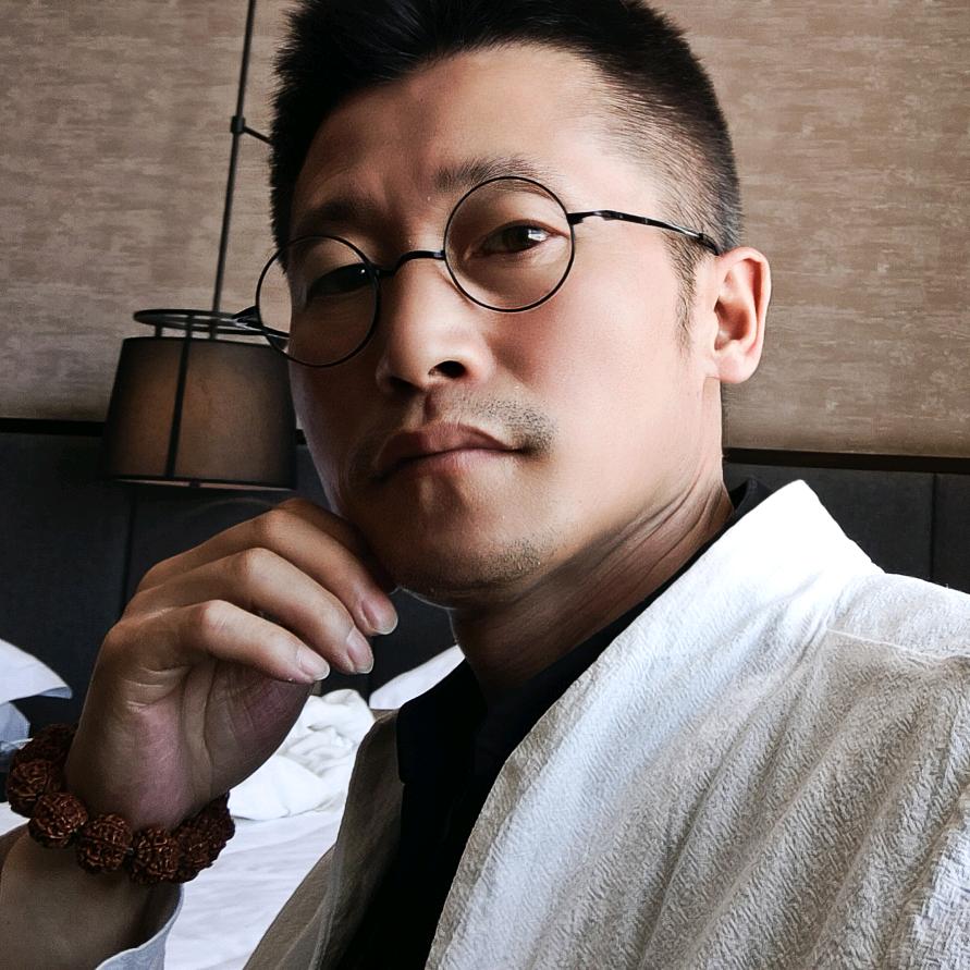 毕虎漫步
