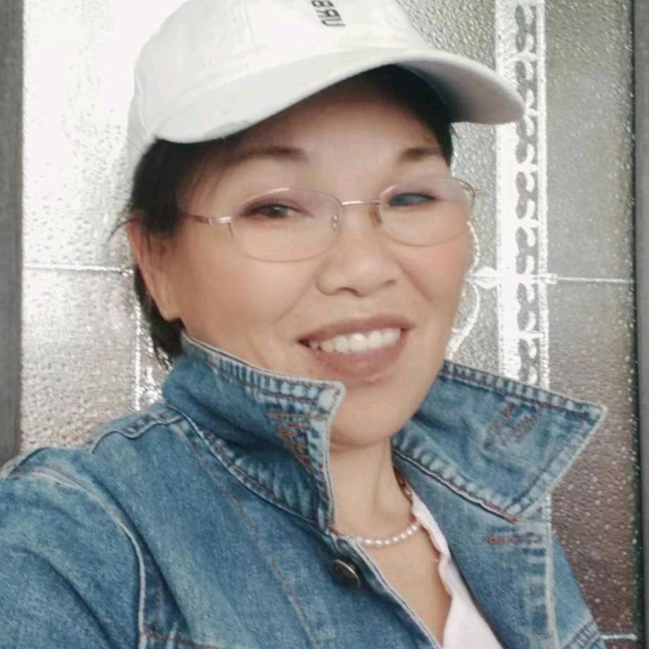 陈英