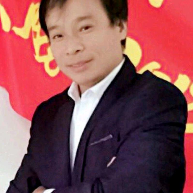 小彭哥（晚上8点10分开播）