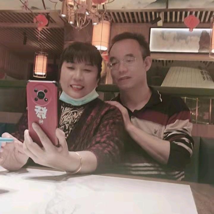 四佬爺的菜邓金美十锅和瓢二店武冈大道