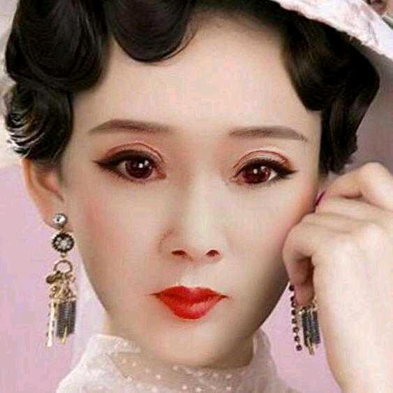 杨其容