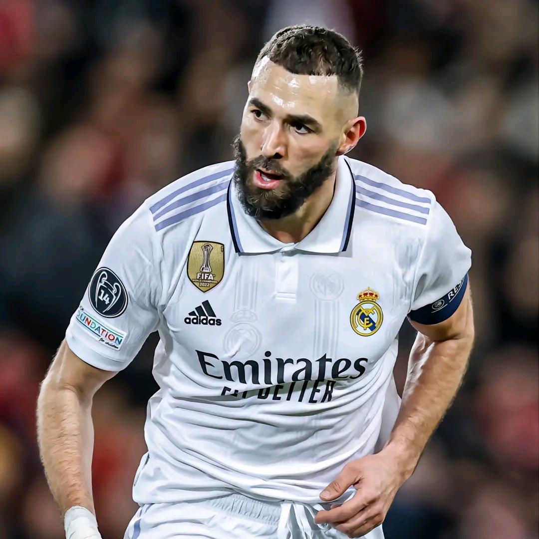 金球传奇本泽马