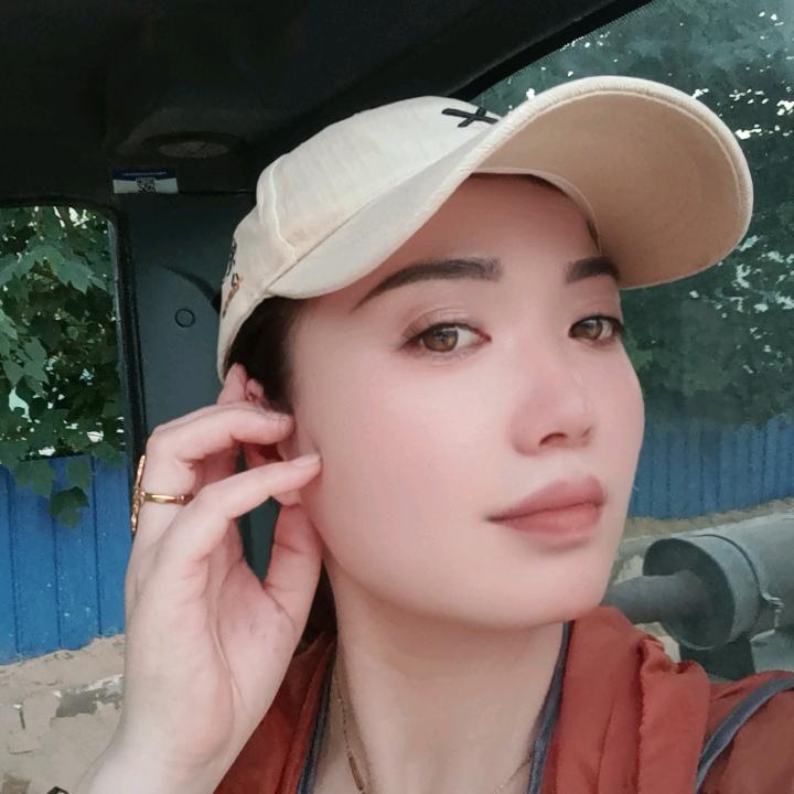 ♥(佳瑶♥ 早上5点10分开播