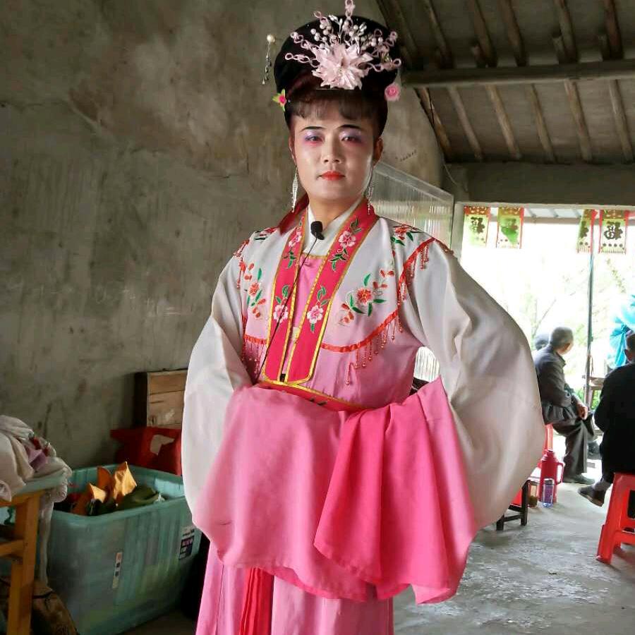 乡村艺人小顾