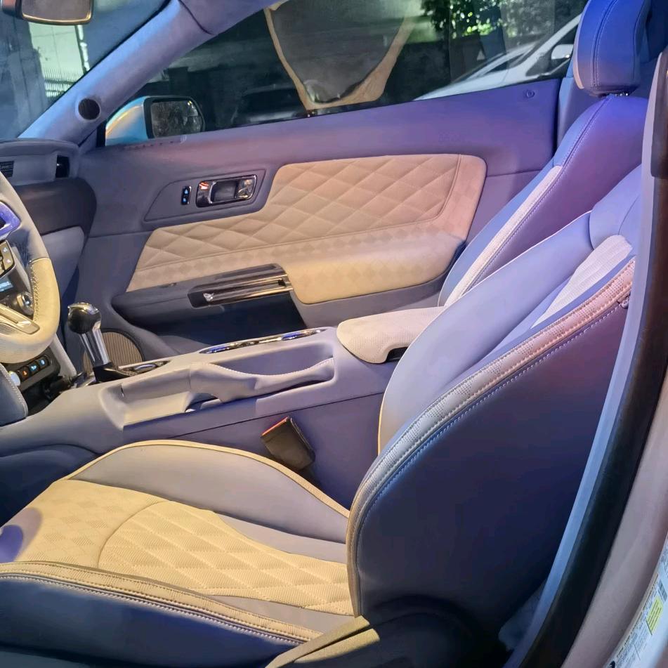 ⑤①⑨汽车内饰改装